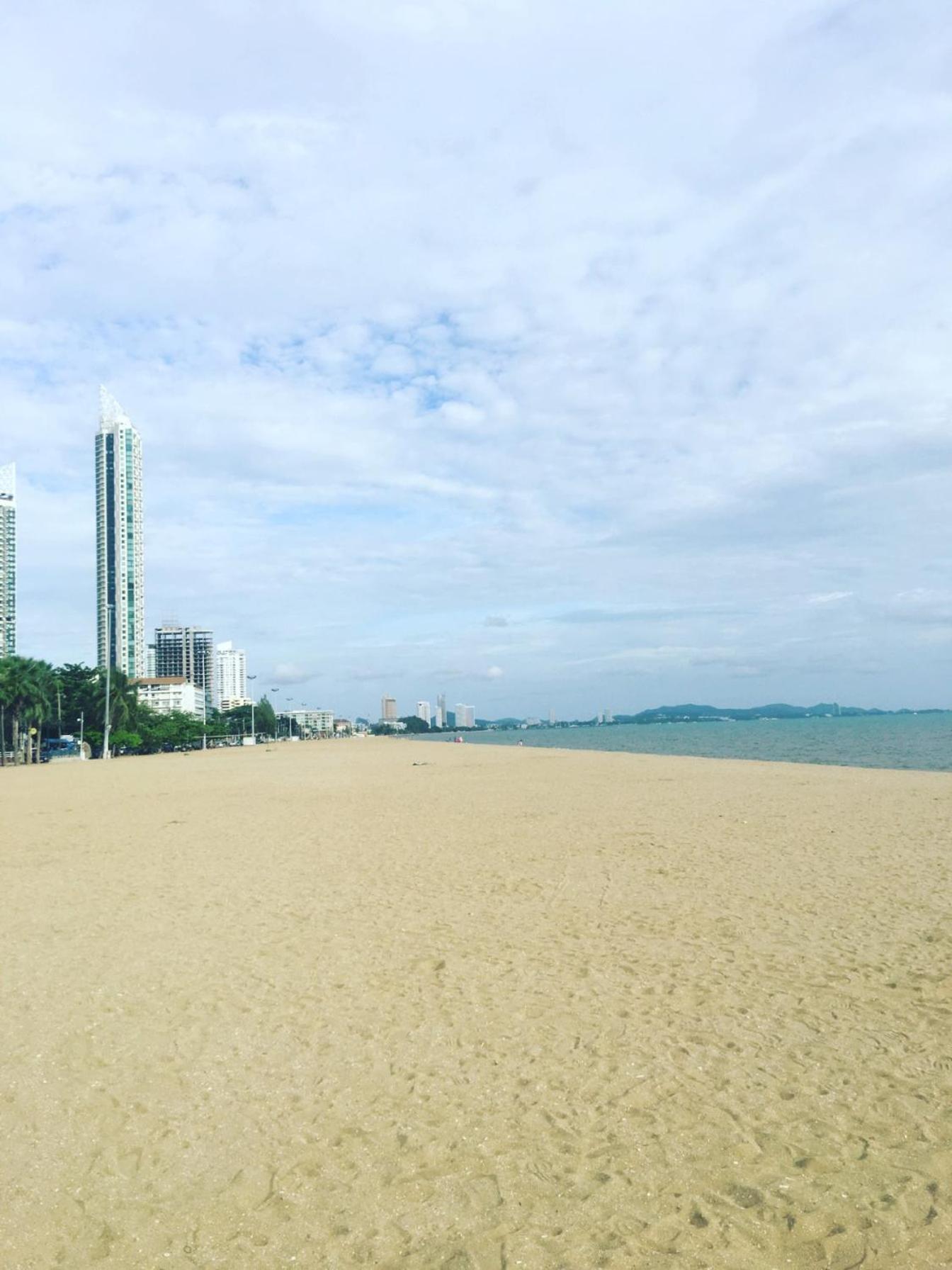 1 Bedroom Seaview Jomtein 9Th Jomtien Beach Exteriör bild